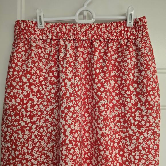 Women's J. Crew Red & White Floral Elastic Waist Midi Skirt | Size Small - Picture 3 of 11